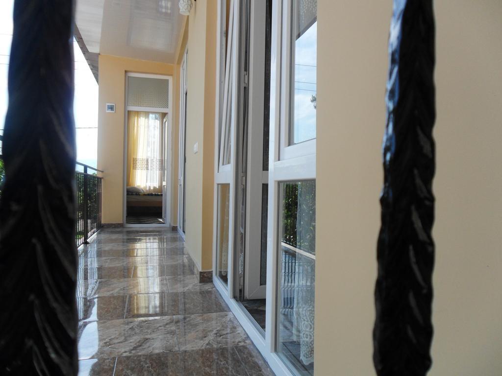 Guest House Nika Kobuleti Exterior foto