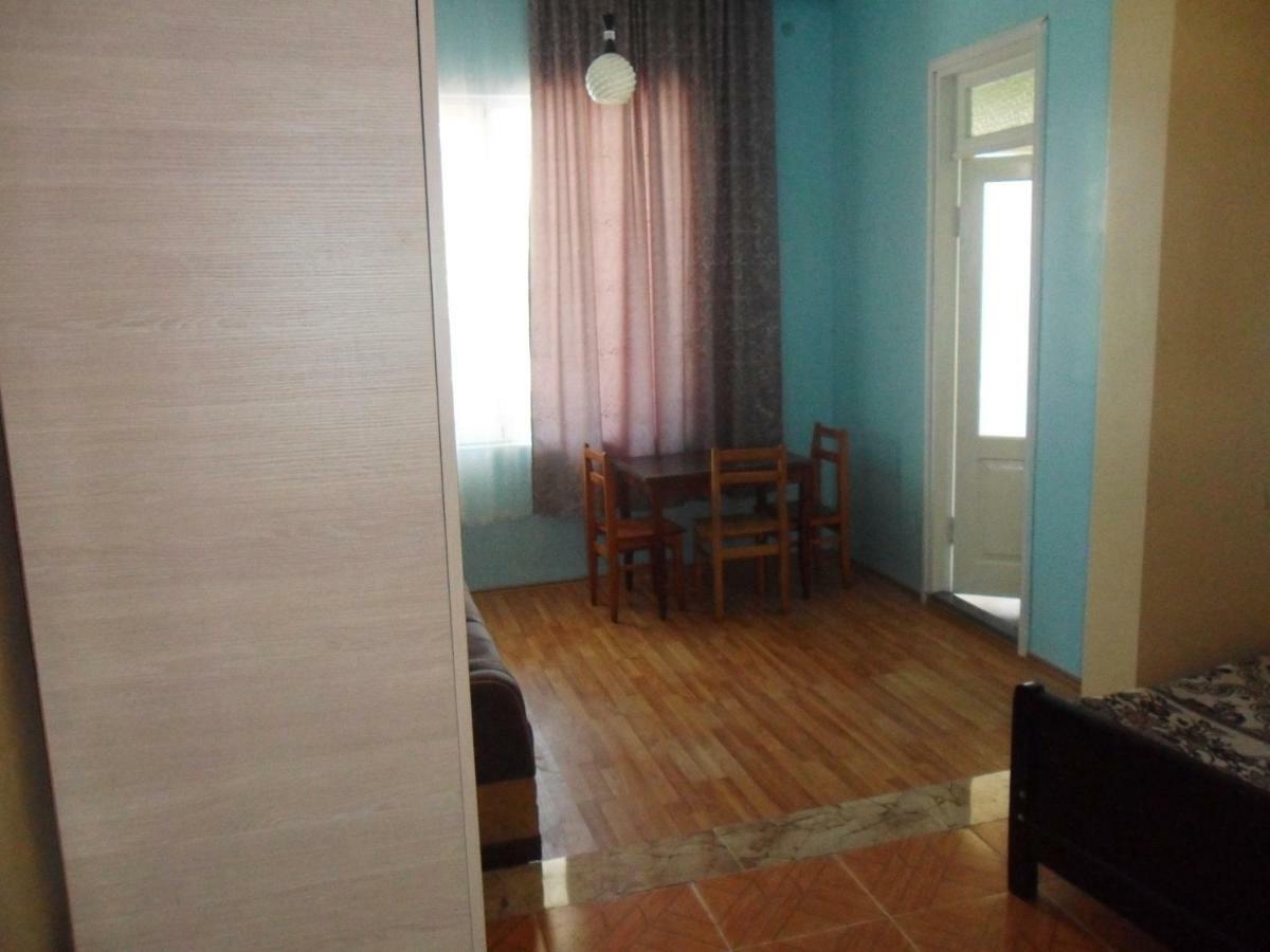 Guest House Nika Kobuleti Exterior foto